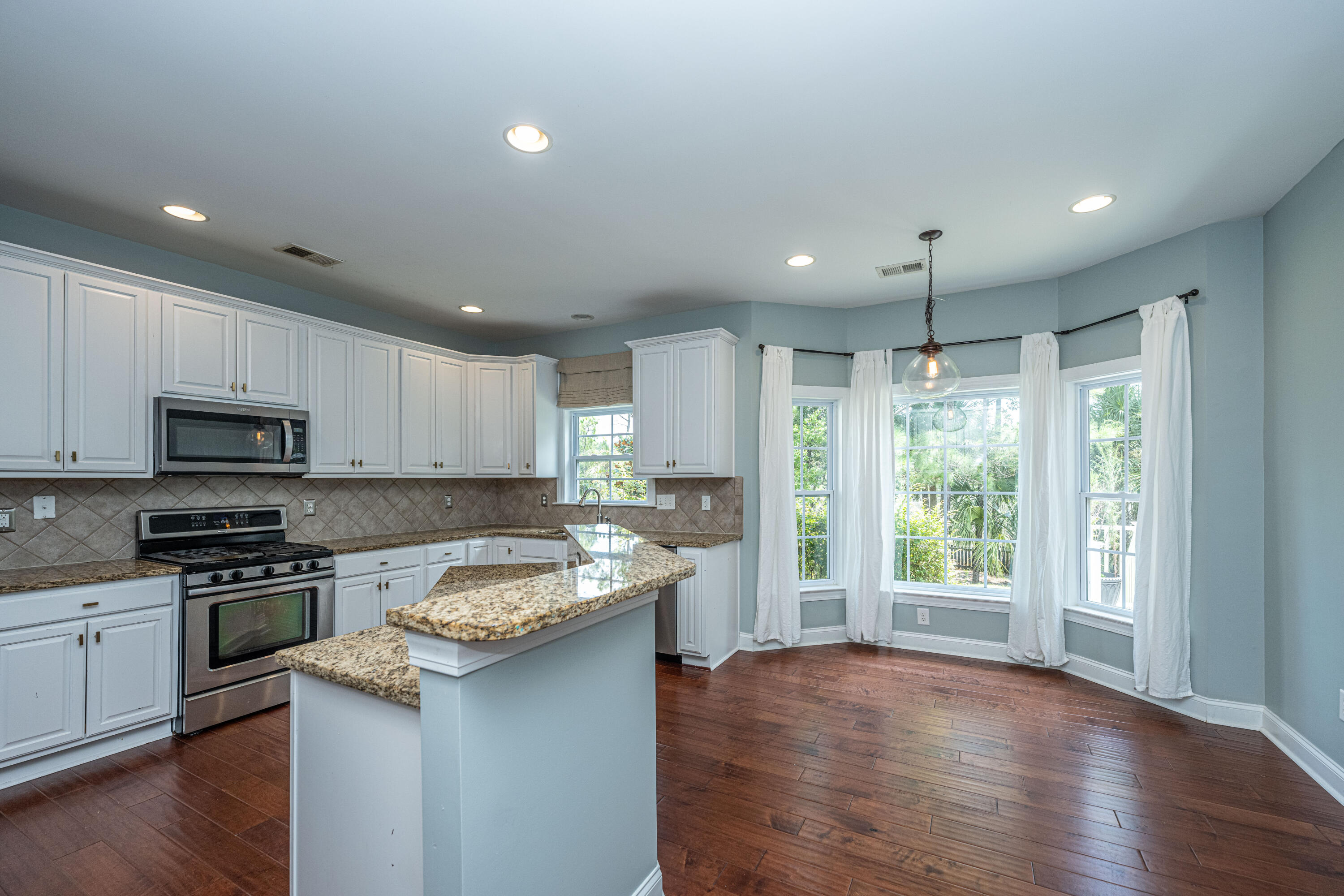 2145 Sandy Point Lane Mount Pleasant, SC 29466 - Photo 14 of 45 2145SandyPointLn023