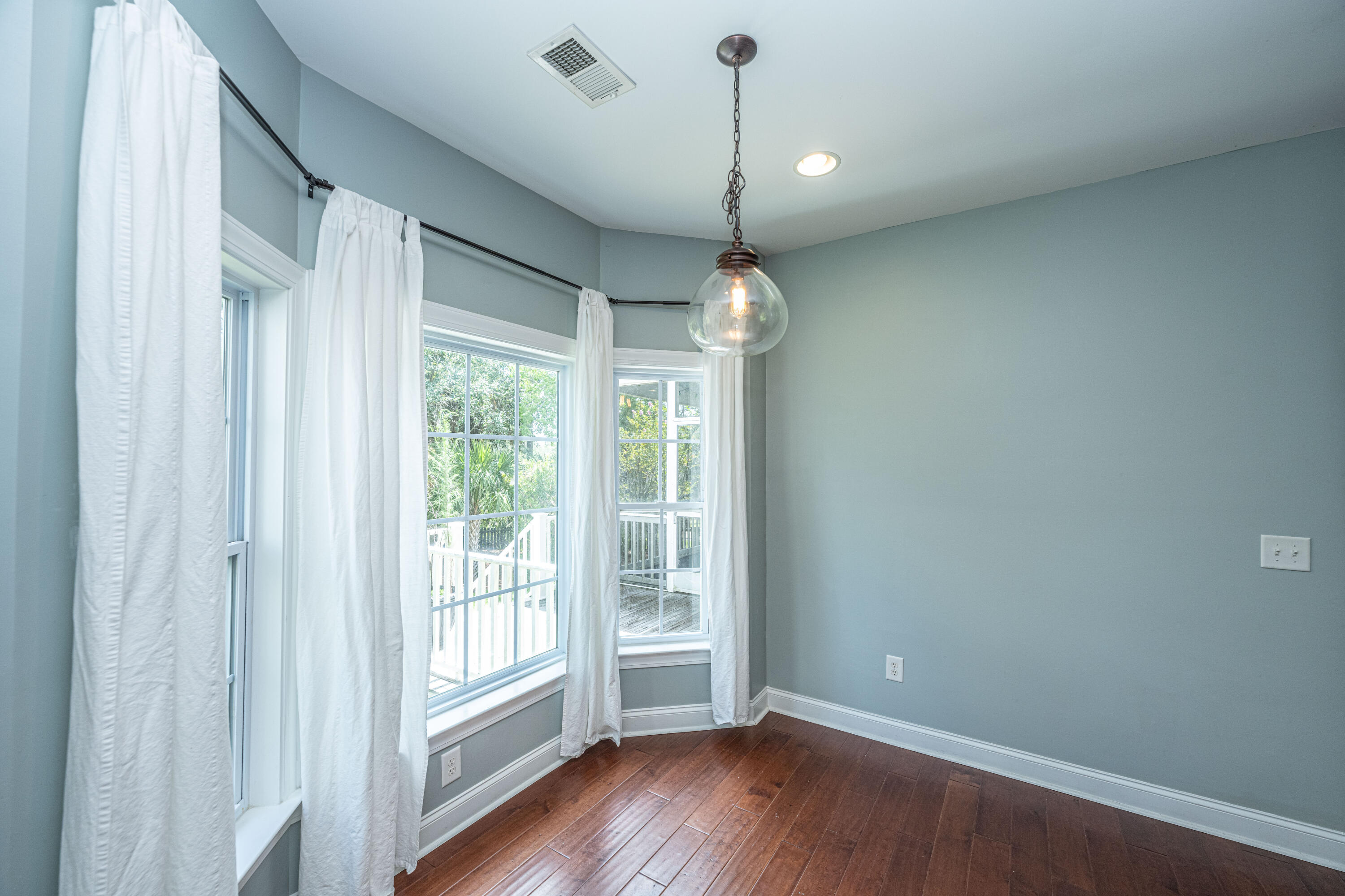 2145 Sandy Point Lane Mount Pleasant, SC 29466 - Photo 15 of 45 2145SandyPointLn021