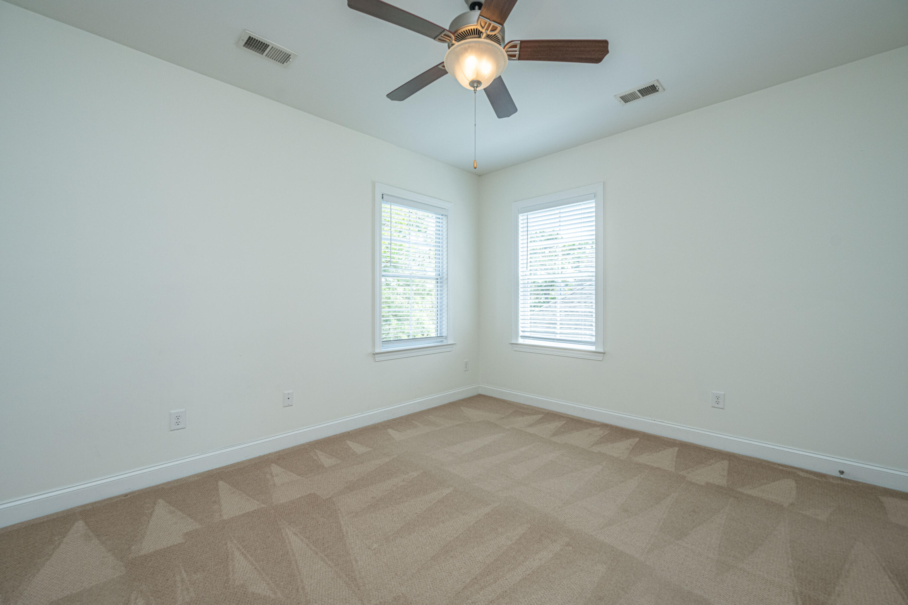 2145 Sandy Point Lane Mount Pleasant, SC 29466 - Photo 28 of 45 2145SandyPointLn033