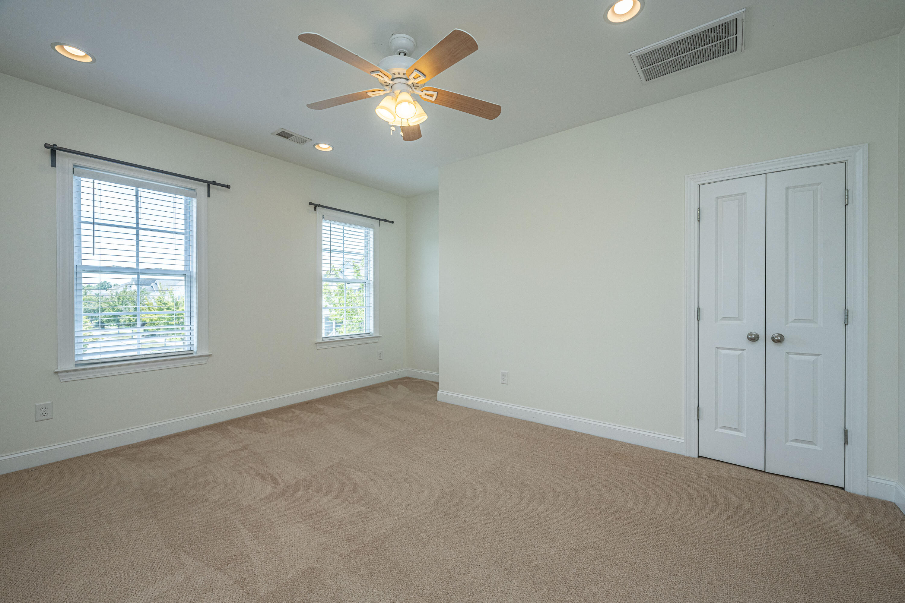 2145 Sandy Point Lane Mount Pleasant, SC 29466 - Photo 32 of 45 2145SandyPointLn039