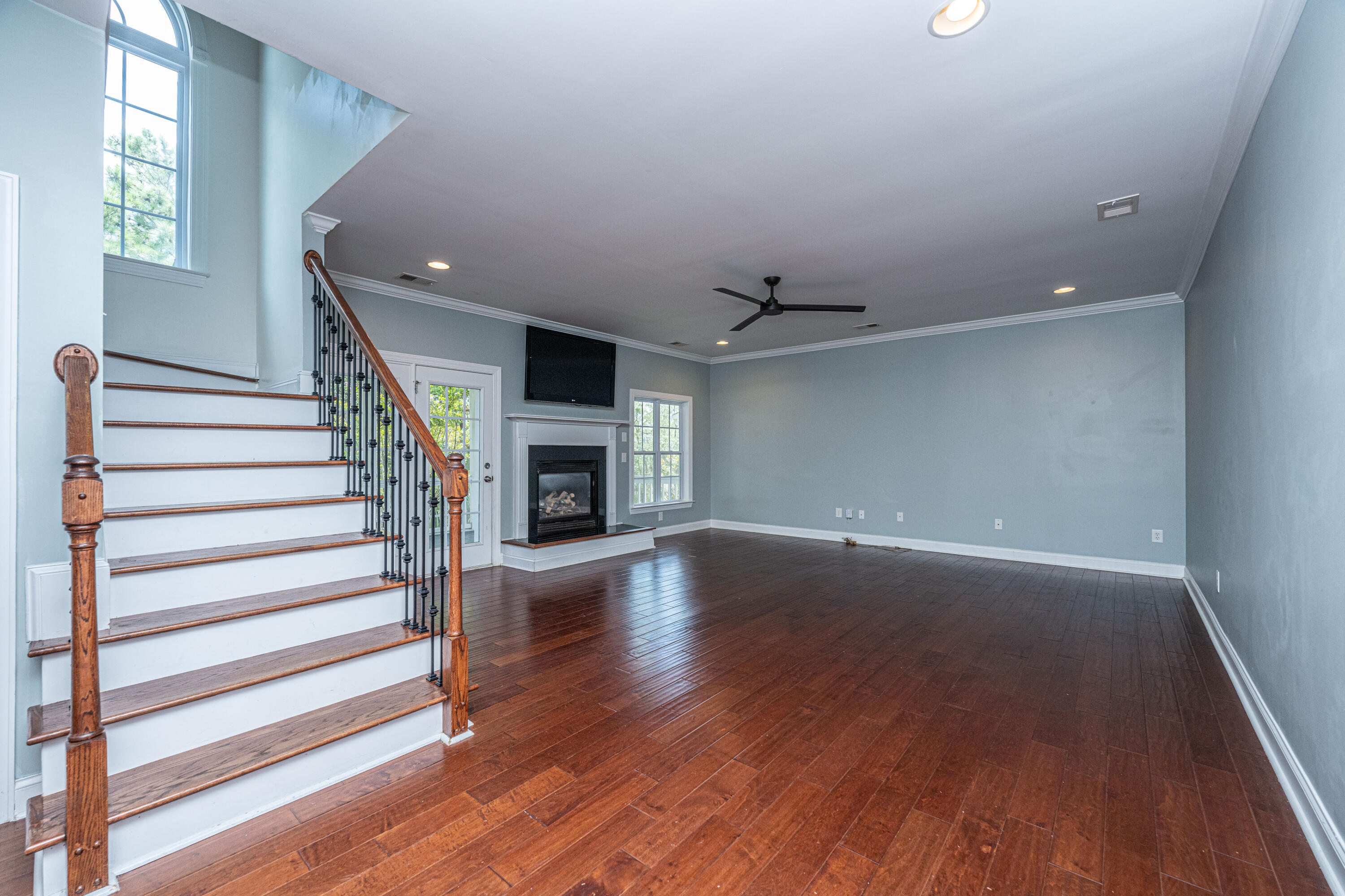 2145 Sandy Point Lane Mount Pleasant, SC 29466 - Photo 4 of 45 2145SandyPointLn012