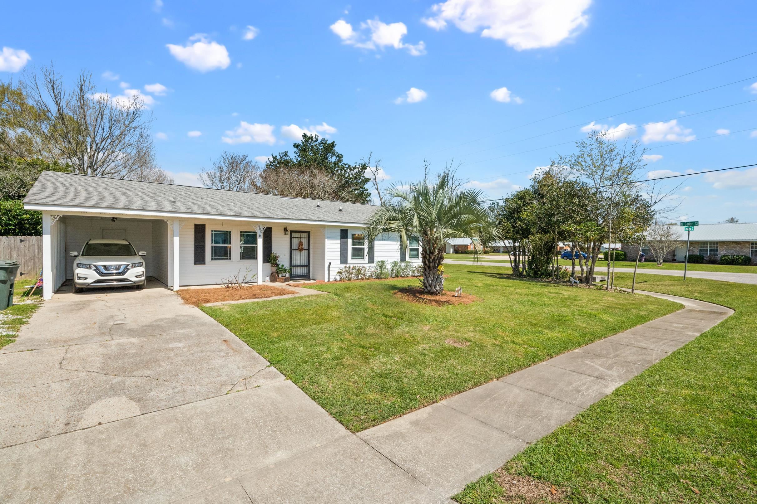 500 Jeraldean Court Foley, AL 36535 - Photo 2 of 15