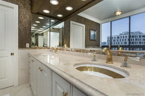 $4,750,000 | 700 Front Street, Unit 801/807, San Diego, CA 92101
