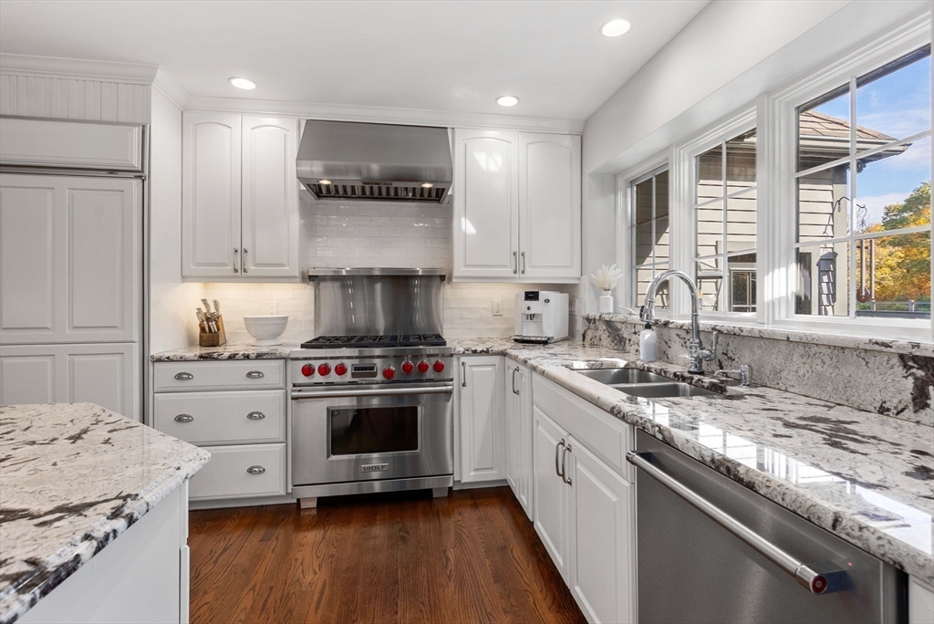 8 Rock Spring Lane Southborough, MA 01772 - Photo 11 of 42