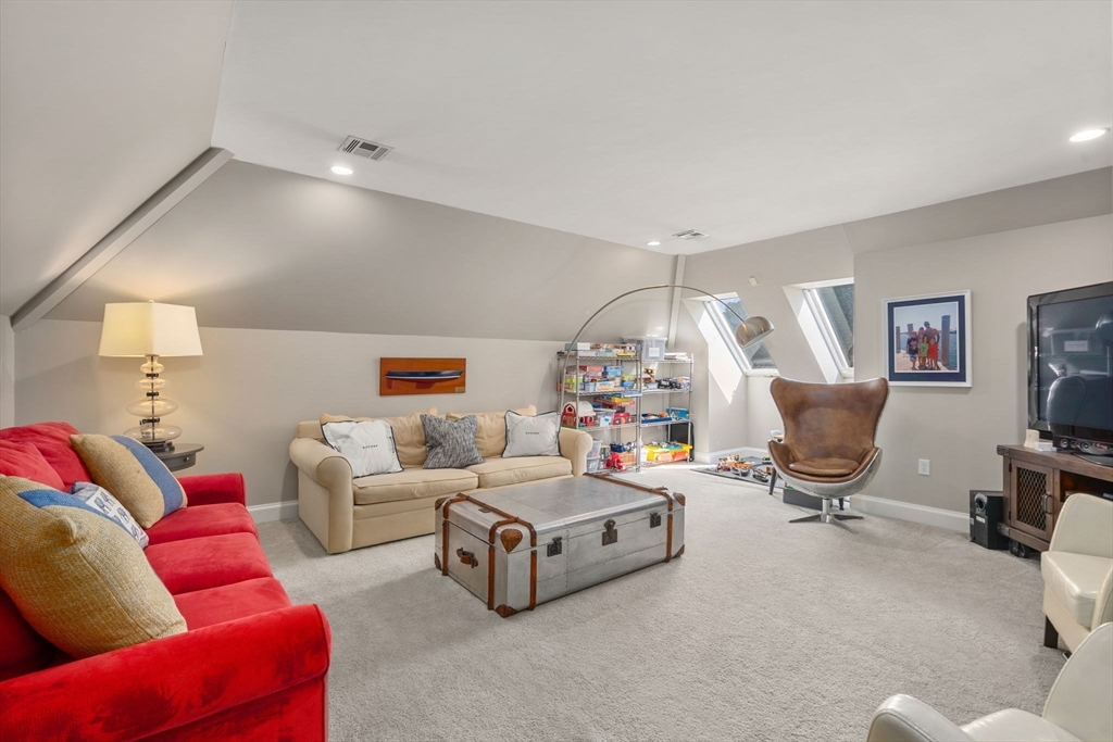 8 Rock Spring Lane Southborough, MA 01772 - Photo 27 of 42