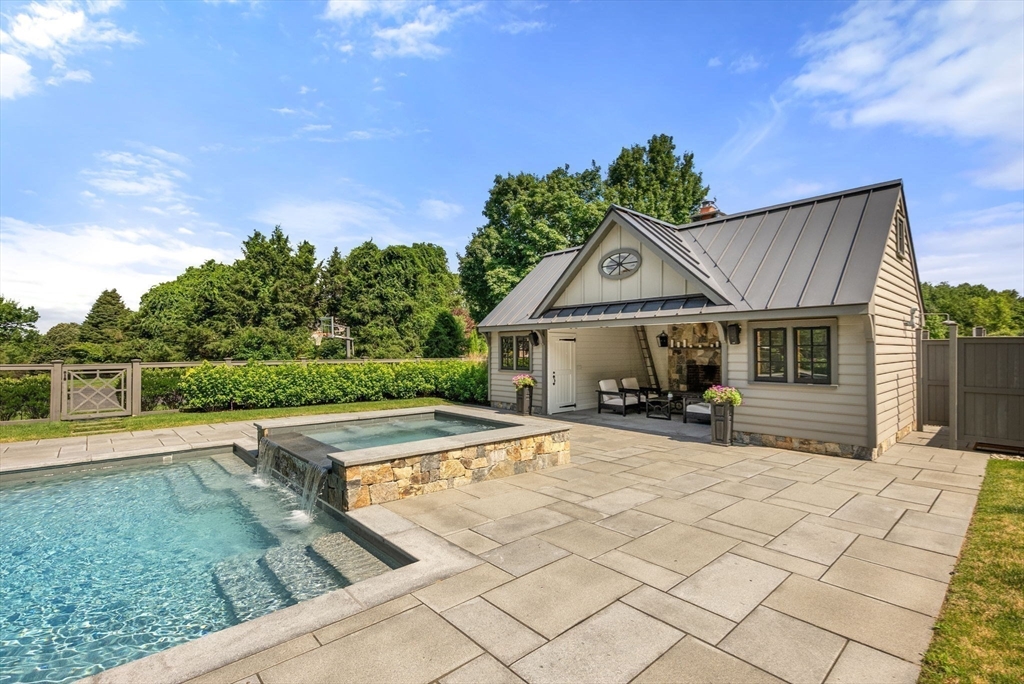 8 Rock Spring Lane Southborough, MA 01772 - Photo 35 of 42