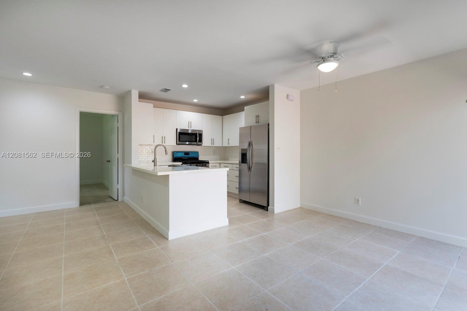 11531 Southwest 109th Road, Unit 19Z Miami, FL 33176 - Photo 7 of 18 Gallery Image 7