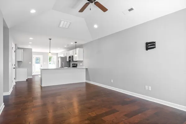 $1,700 | 106 Sir Barton Court, Hopkinsville, KY 42240