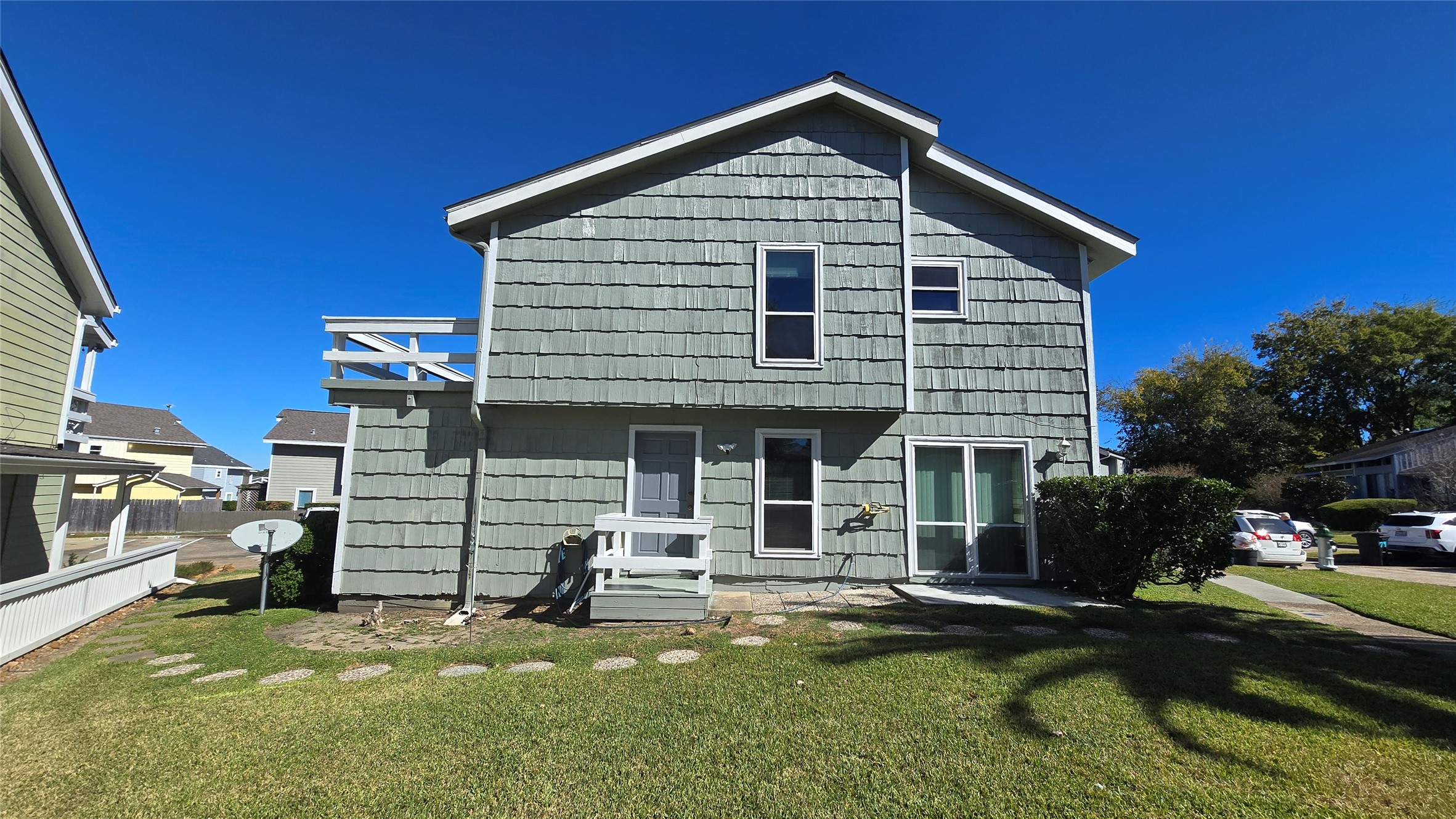 135 April Point Drive North Conroe, TX 77356 - Photo 2 of 28 a view of a house with pool