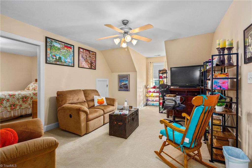 9285 Center Grove Church Road Clemmons, NC 27012 - Photo 34 of 50 Gallery Image 34