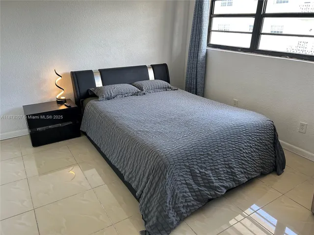 $245,000 | 7845 Northeast Bayshore Court, Unit 20, Miami, FL 33138