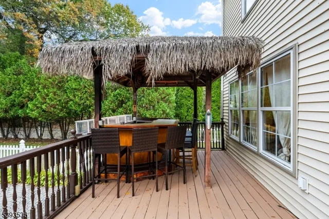 $1,290,000 | 85 Linda Vista Avenue, North Haledon, NJ 07508