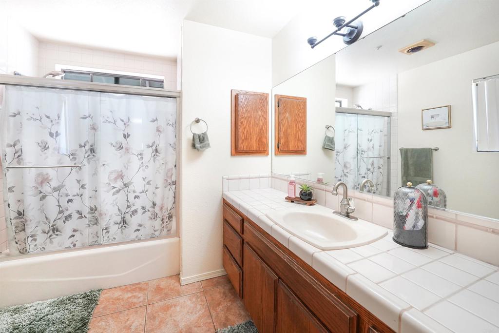 27820 Golden Eagle Road Ramona, CA 92065 - Photo 13 of 32