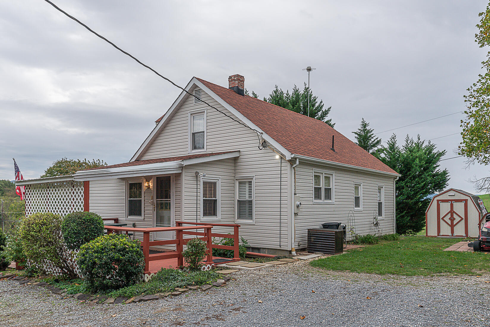 2487 Frontage Road Buchanan, VA 24066 - Photo 47 of 60 47 Side Entry and Storage Shed