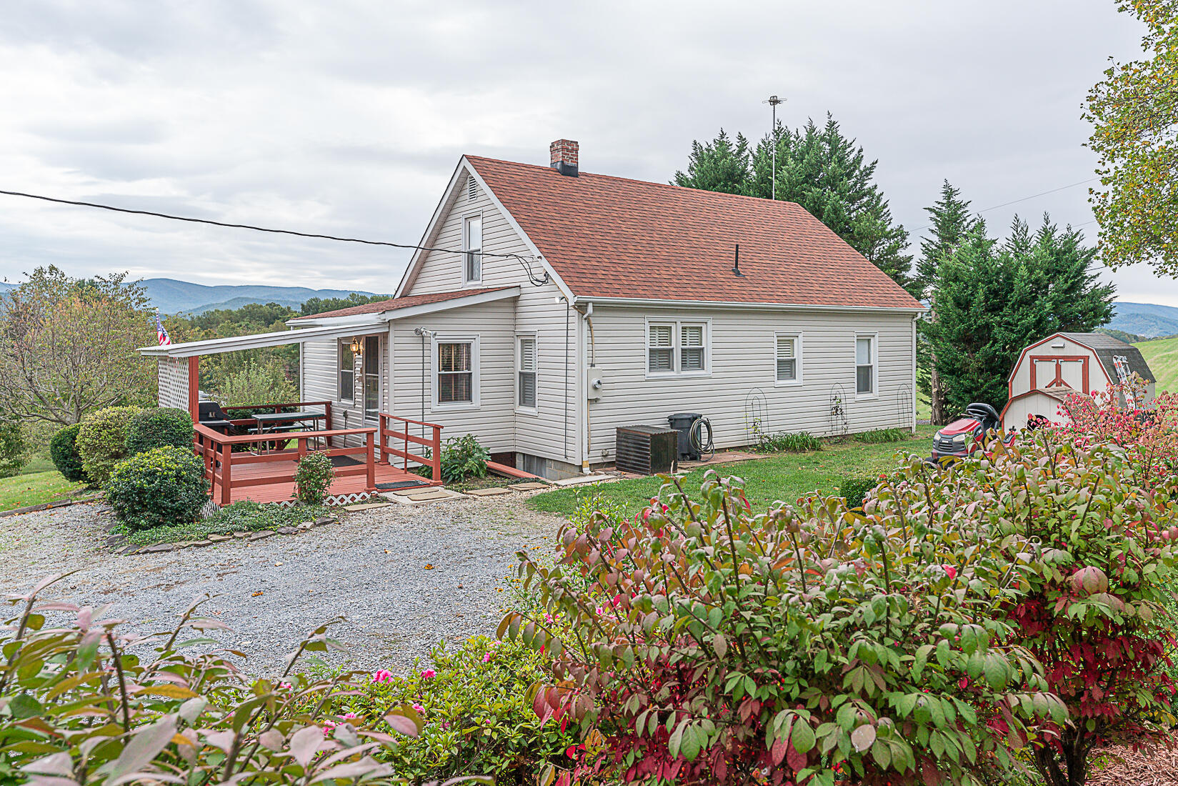 2487 Frontage Road Buchanan, VA 24066 - Photo 49 of 60 49 Back