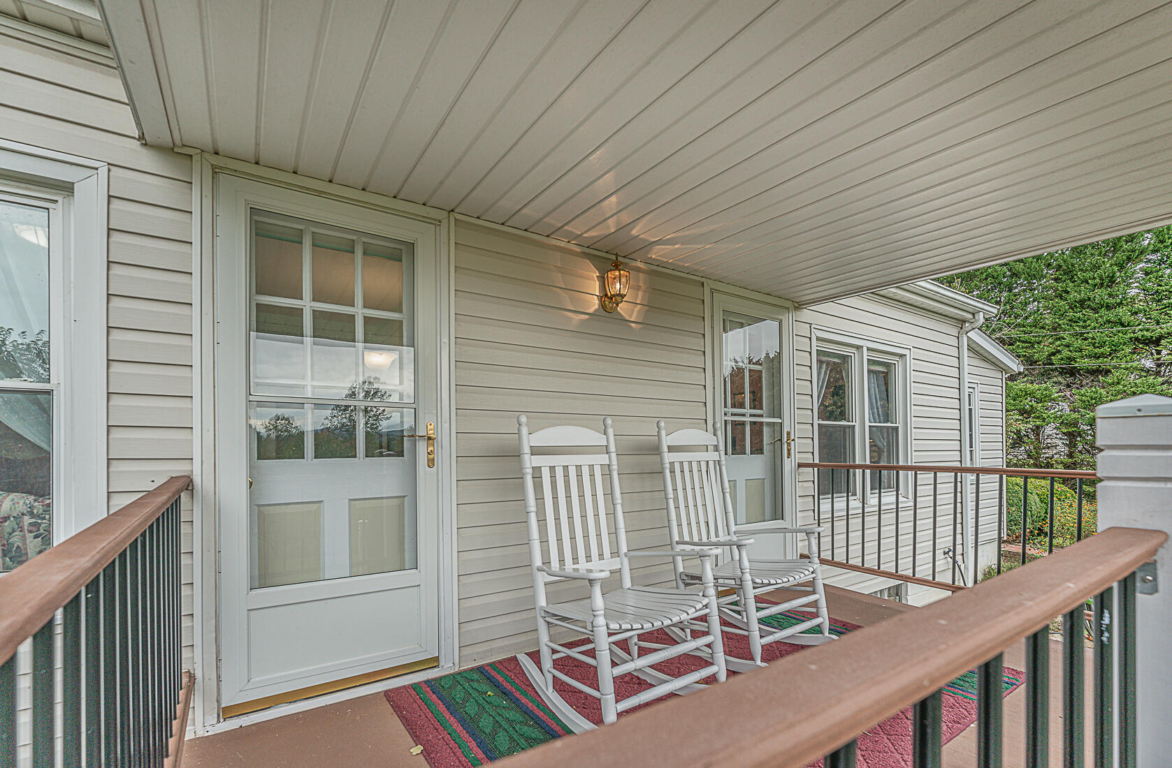 2487 Frontage Road Buchanan, VA 24066 - Photo 52 of 60 52 Front Porch