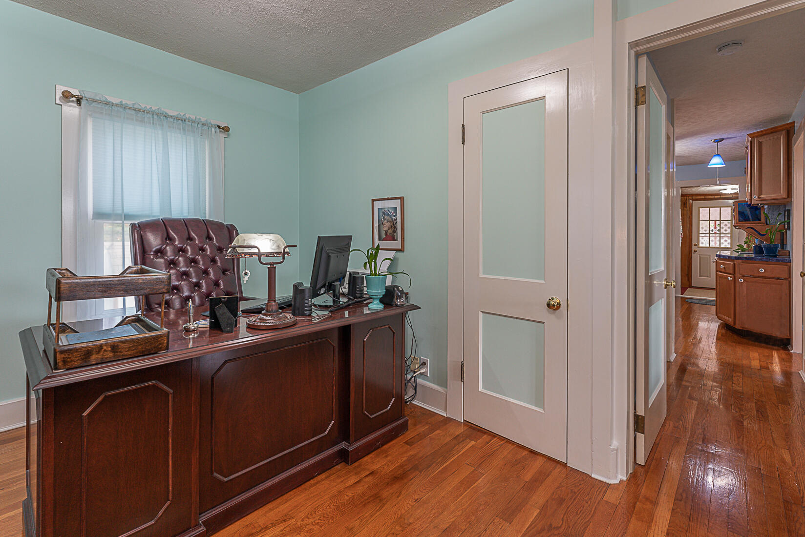 2487 Frontage Road Buchanan, VA 24066 - Photo 8 of 60 8 Den
