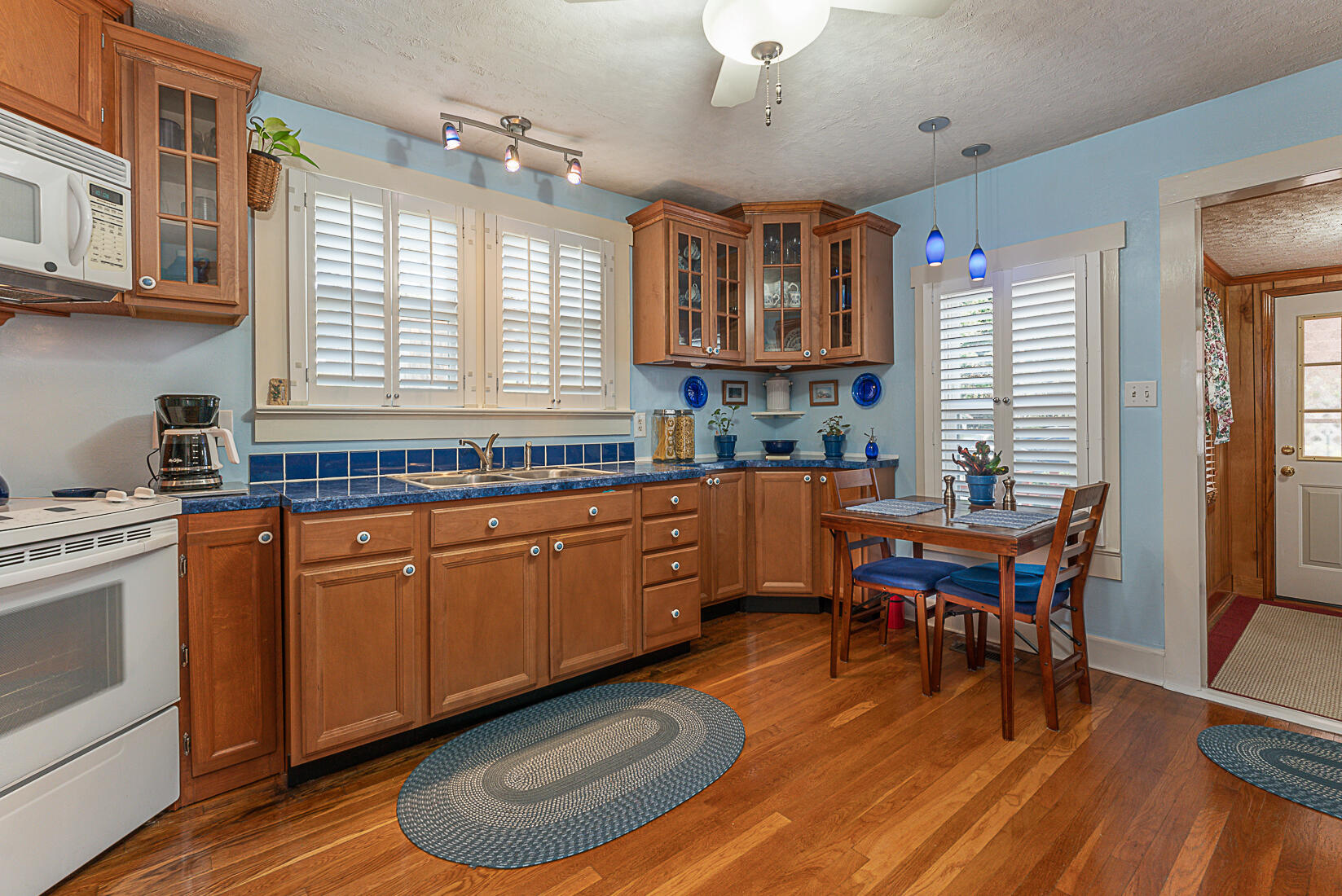 2487 Frontage Road Buchanan, VA 24066 - Photo 10 of 60 10 Eat-In Kitchen