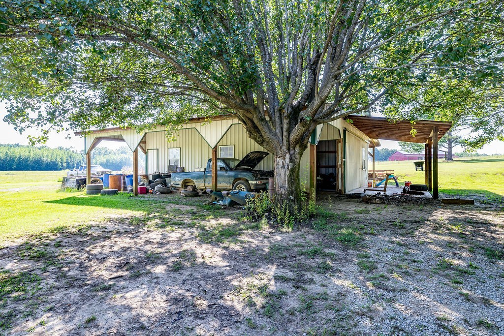 187 North Old Military Road Summertown, TN 38483 - Photo 29 of 36