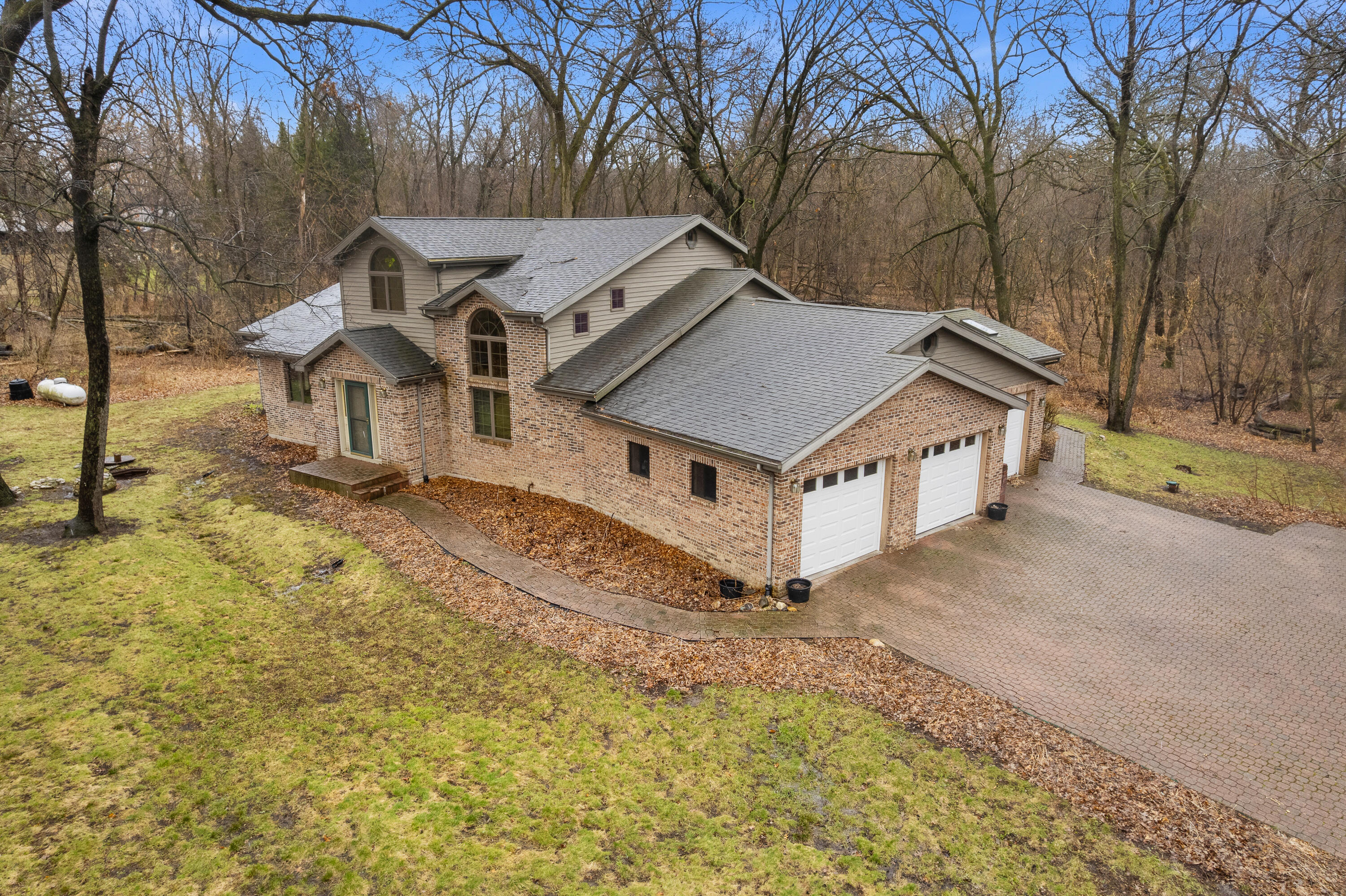 3127 Vinburn Road Bristol, WI 53590 - Photo 9 of 48 3127 Vinburn Rd, Sun Prairie-10