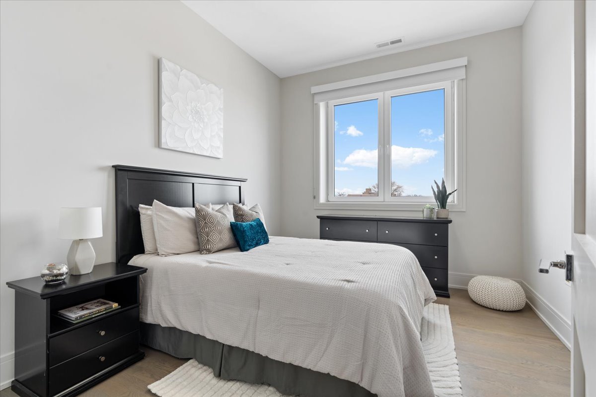 3101 North Ridgeway Avenue, Unit 4D Chicago, IL 60618 - Photo 19 of 27