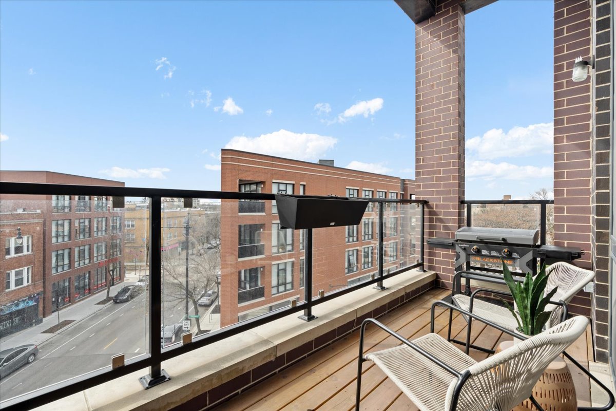 3101 North Ridgeway Avenue, Unit 4D Chicago, IL 60618 - Photo 22 of 27