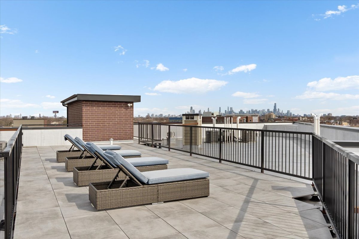 3101 North Ridgeway Avenue, Unit 4D Chicago, IL 60618 - Photo 24 of 27