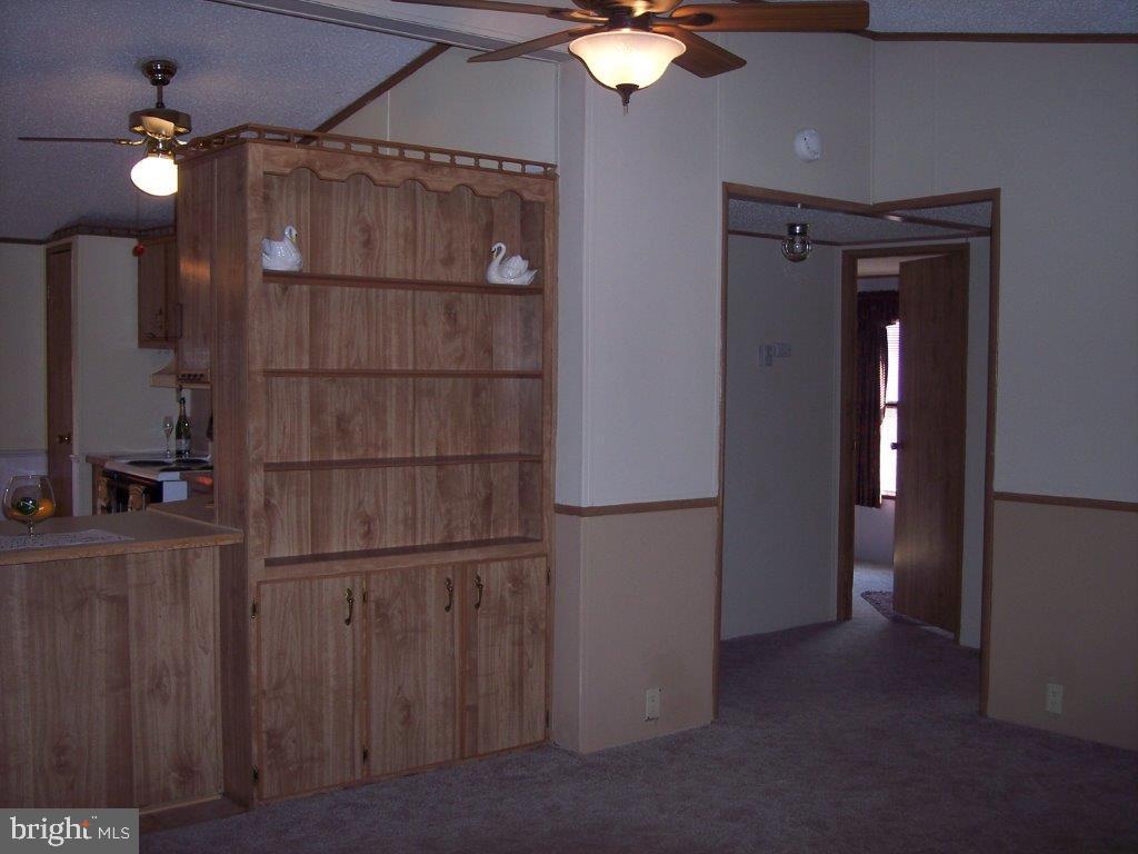 138 Sun Valley Road Elizabethtown, PA 17022 - Photo 4 of 12 Gallery Image 4