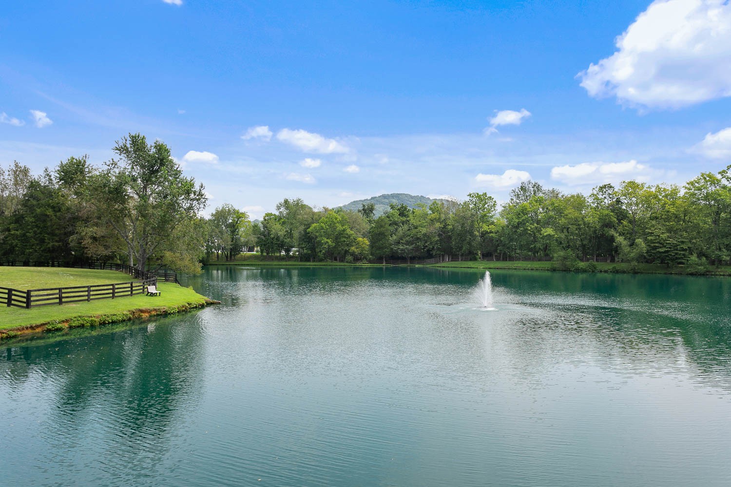 9447 Clovercroft Road Franklin, TN 37067 - Photo 8 of 50 Gallery Image 8
