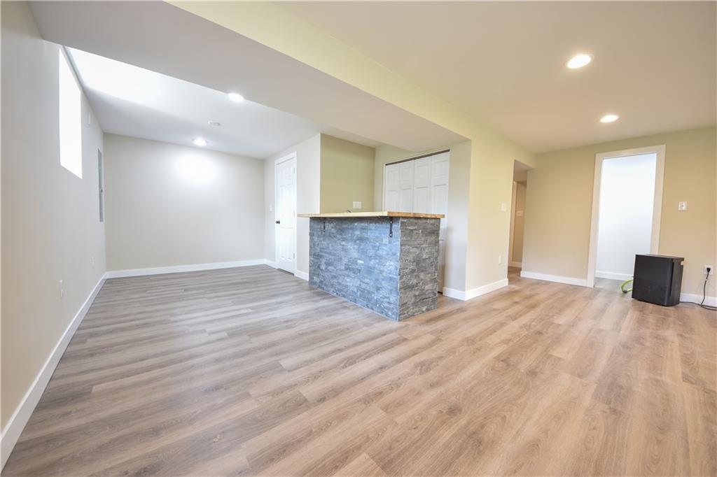 1070 Terrace Lake Road Columbus, IN 47201 - Photo 13 of 30 Gallery Image 13