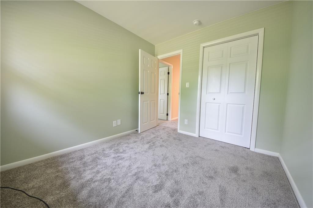 1070 Terrace Lake Road Columbus, IN 47201 - Photo 15 of 30 Gallery Image 15