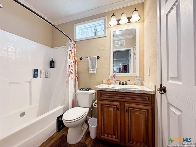 $415,000 | 8824 Farm To Market Road 140, Charlotte, TX 78011