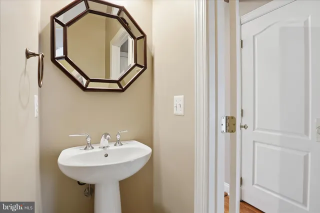 $904,990 | 42983 Pascale Terrace, Ashburn, VA 20148