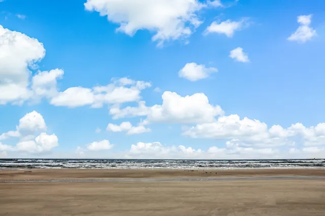 a view of a large building