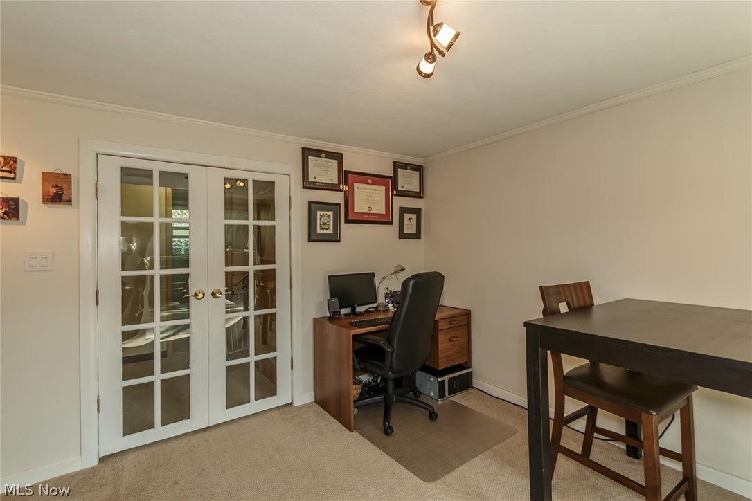 5672 Falkirk Road Lyndhurst, OH 44124 - Photo 20 of 27