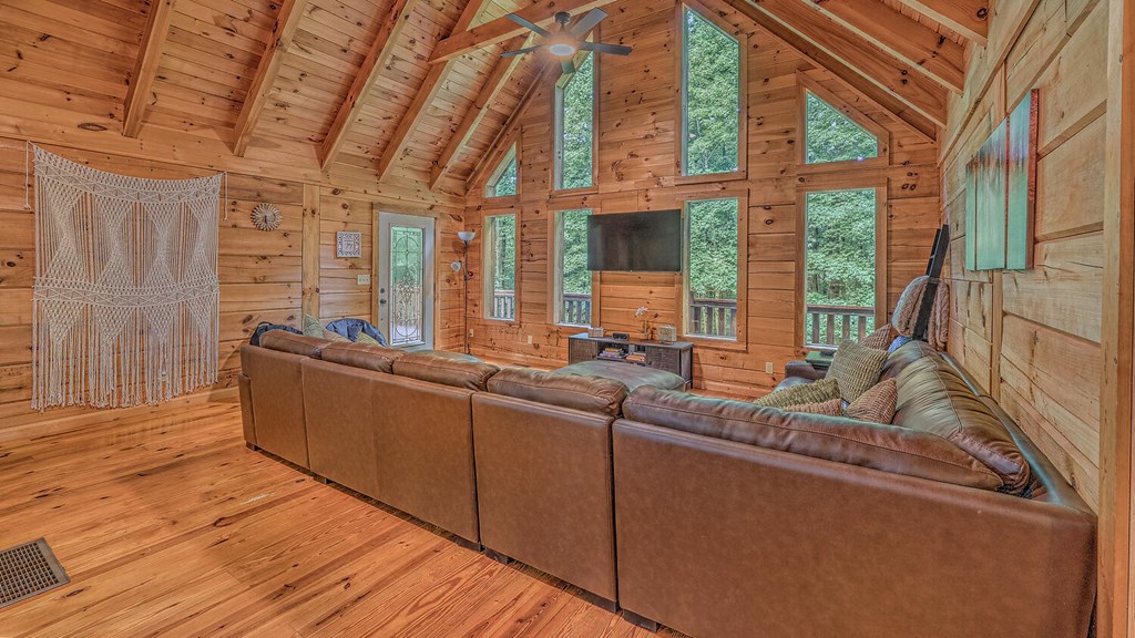 373 Scrougetown Road Ellijay, GA 30536 - Photo 33 of 76