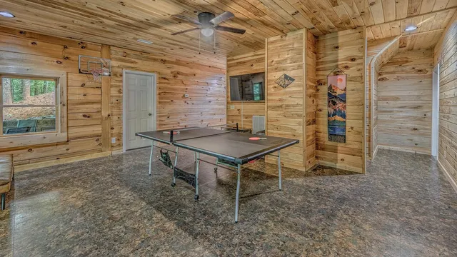 $665,000 | 373 Scrougetown Road, Ellijay, GA 30536