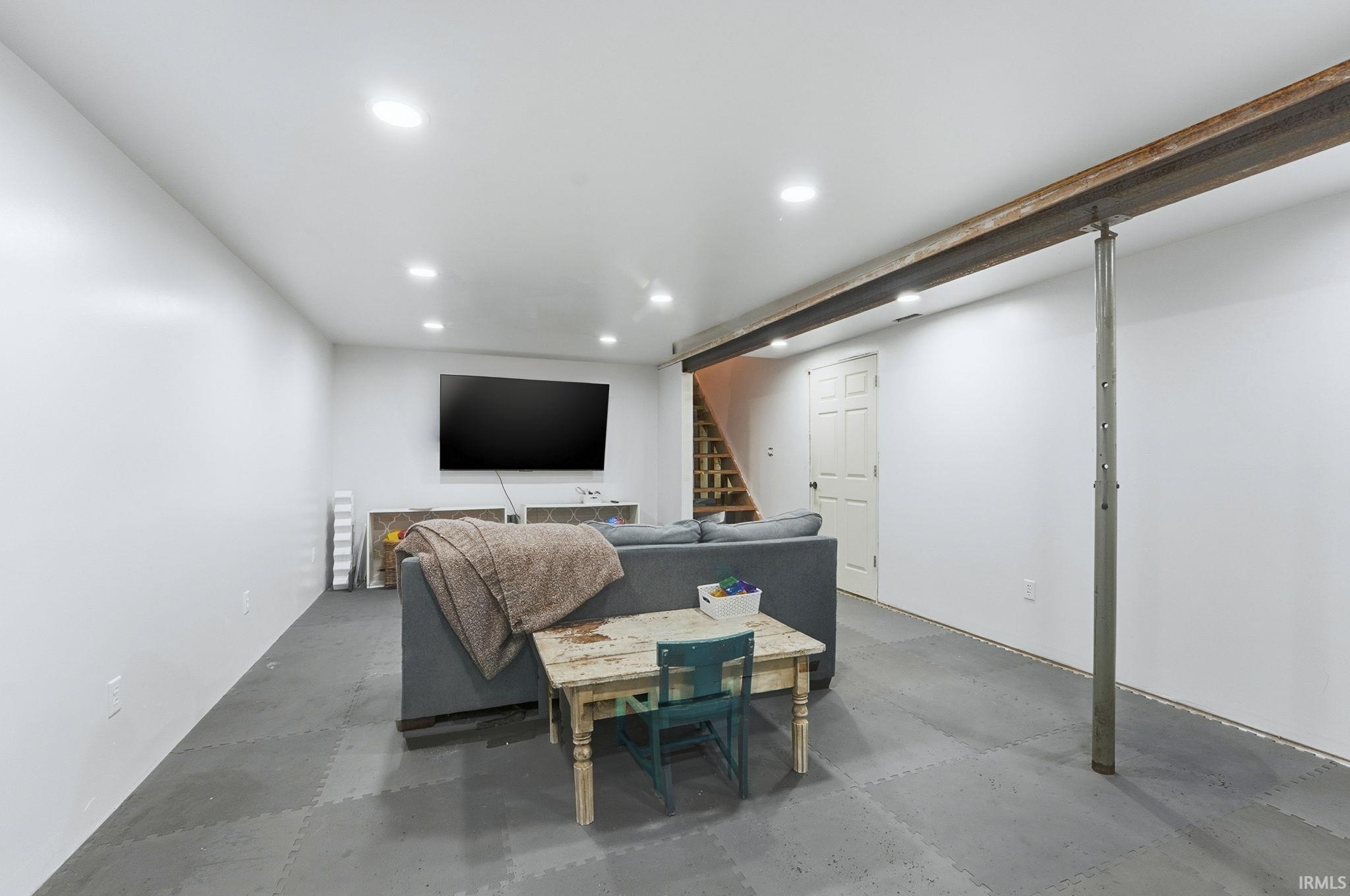 10209 Coverdale Road Fort Wayne, IN 46809 - Photo 28 of 36