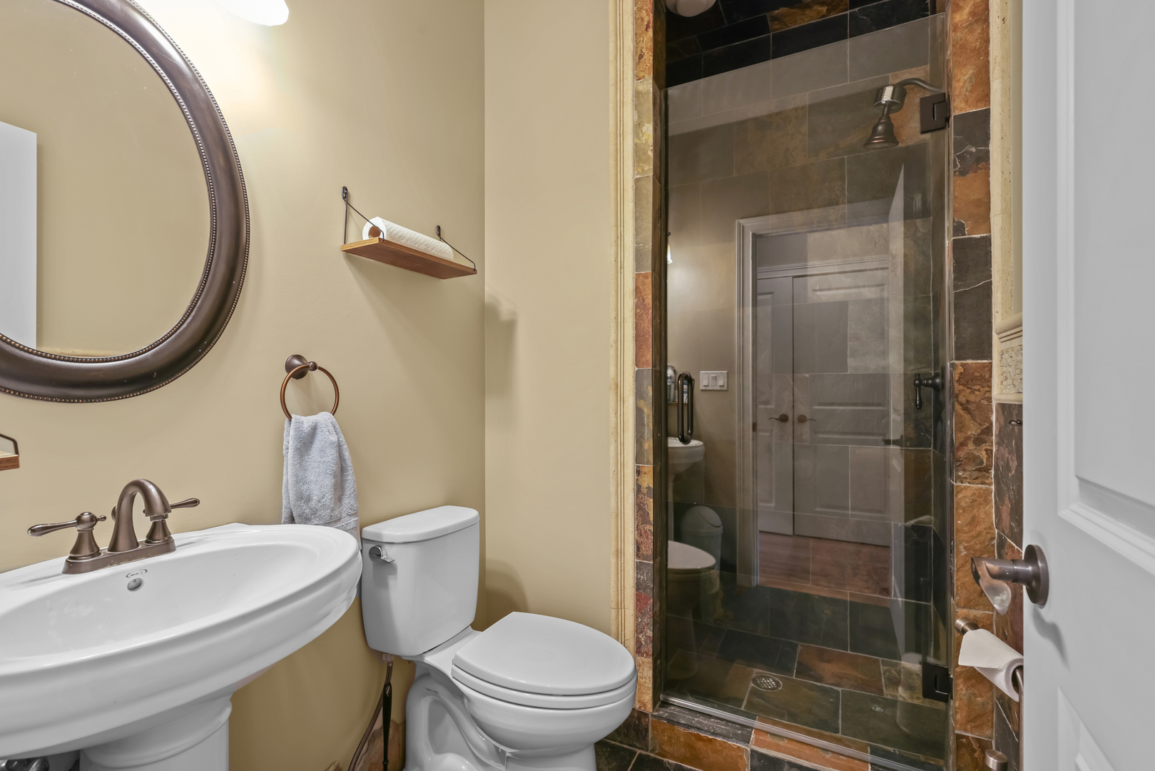 267 9th Street Wheeling, IL 60090 - Photo 18 of 42