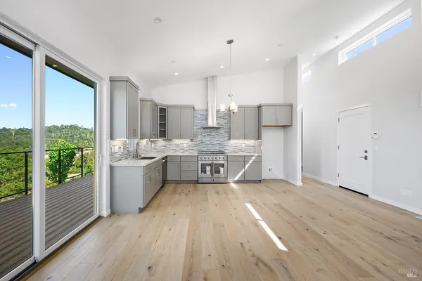 $995,000 | 1292 Wikiup Drive, Santa Rosa, CA 95403