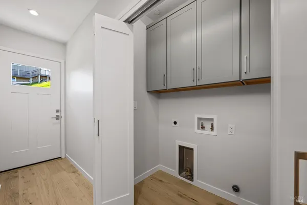 $995,000 | 1292 Wikiup Drive, Santa Rosa, CA 95403