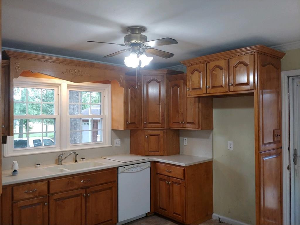 408 Stone Street Wrens, GA 30833 - Photo 10 of 24 Gallery Image 10