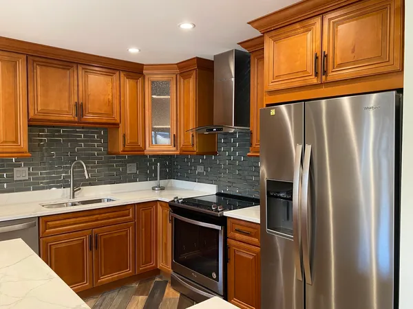 $320,000 | 50 Plymouth Court, Unit 202B, Naperville, IL 60565