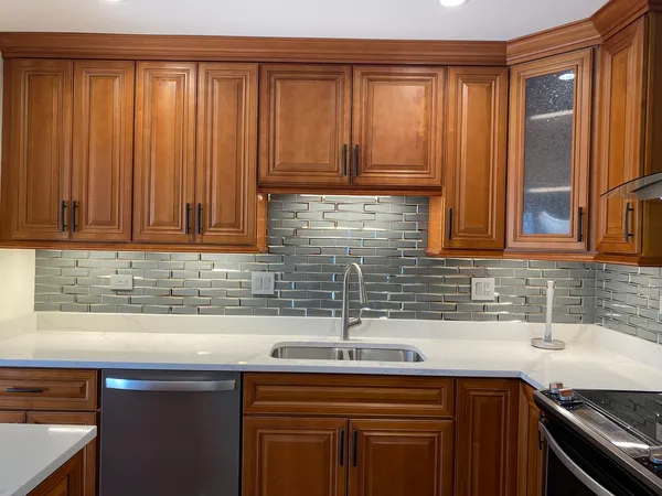 $320,000 | 50 Plymouth Court, Unit 202B, Naperville, IL 60565