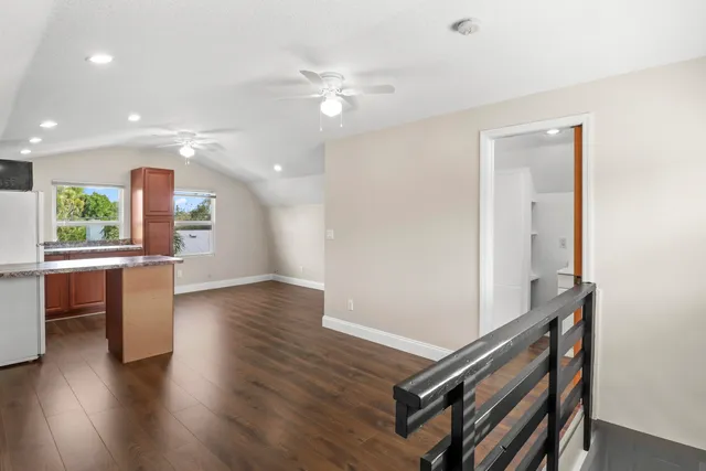 $1,595 | 866 Southwest 29th Terrace, Unit UPSTAIRS, Palm City, FL 34990