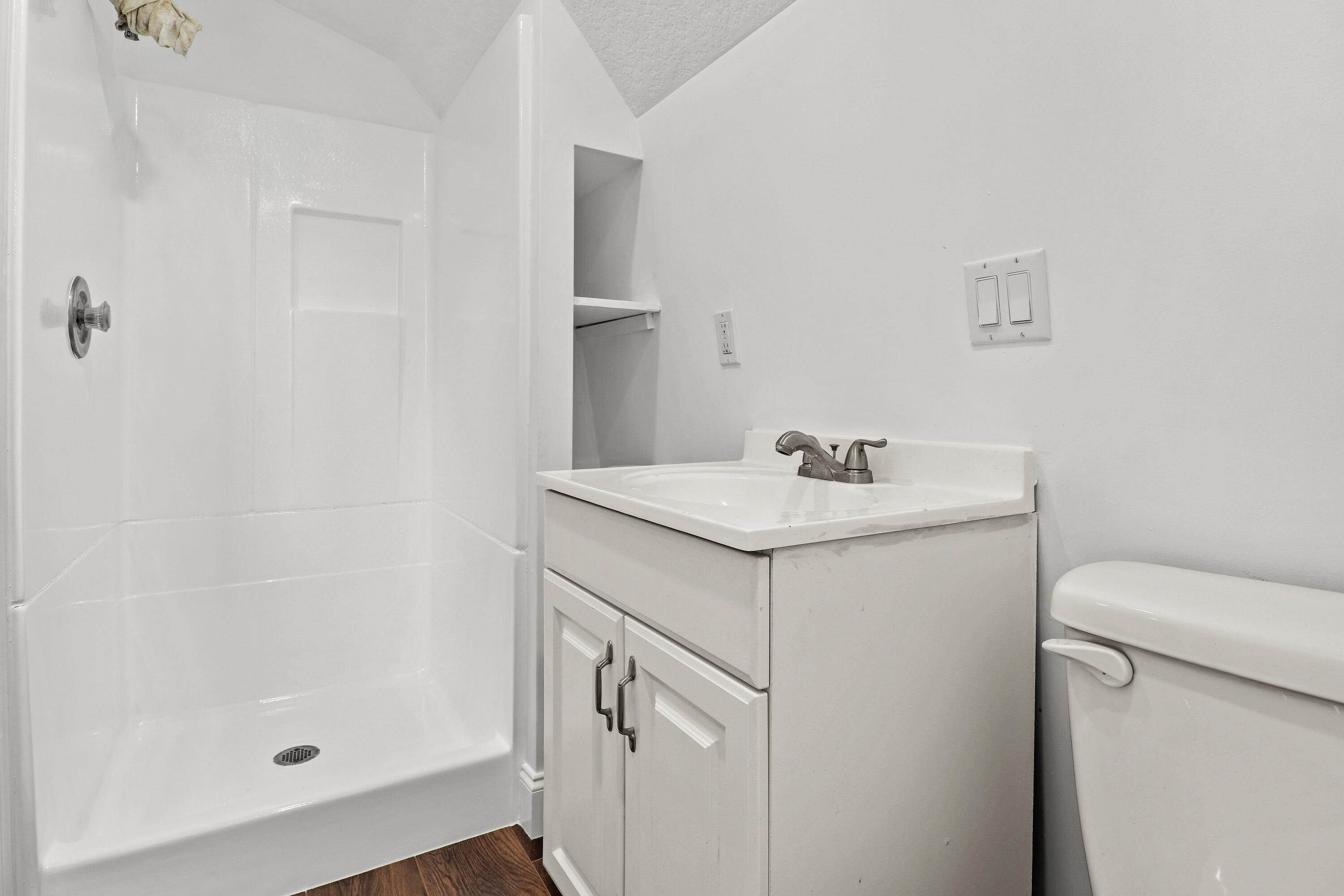 866 Southwest 29th Terrace, Unit UPSTAIRS Palm City, FL 34990 - Photo 15 of 19 9-IMG_6904