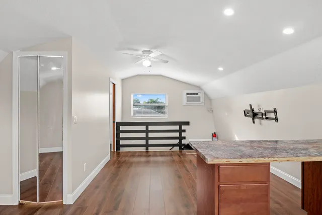 $1,595 | 866 Southwest 29th Terrace, Unit UPSTAIRS, Palm City, FL 34990