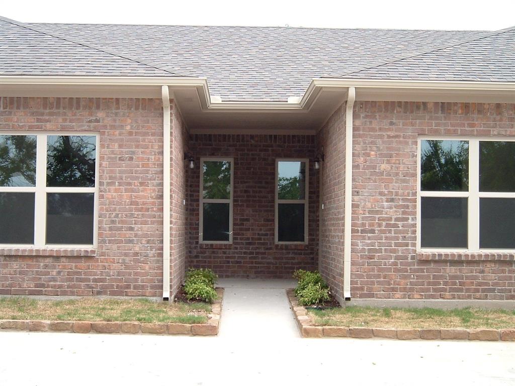 224 South Line Street, Unit 102 Weatherford, TX 76086 - Photo 2 of 4