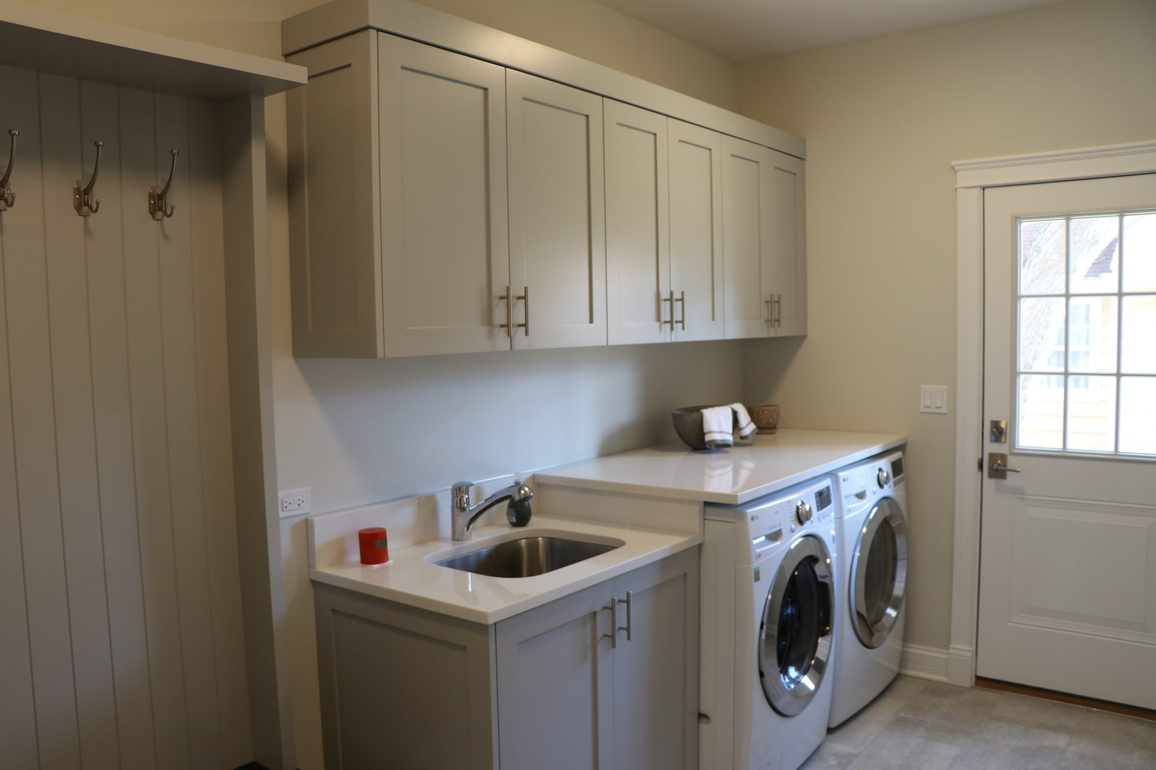 2247 Illinois Road Northbrook, IL 60062 - Photo 19 of 32 a utility room with dryer and washer
