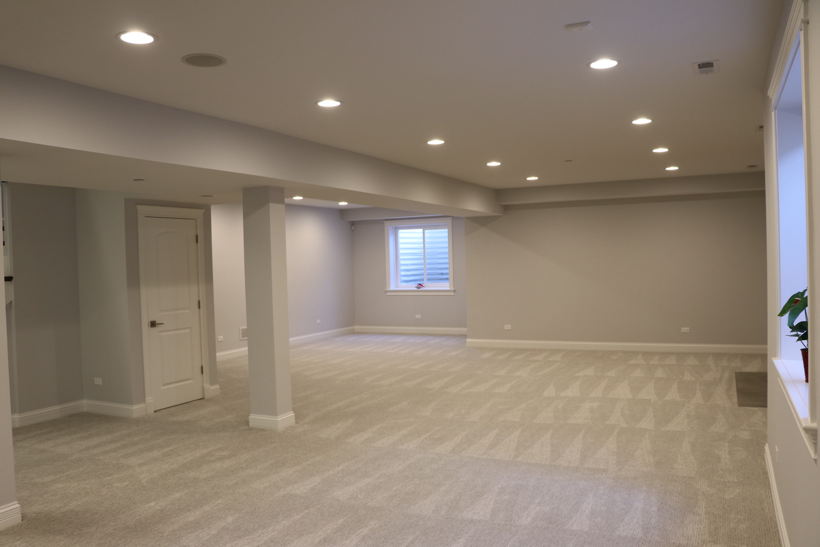 2247 Illinois Road Northbrook, IL 60062 - Photo 22 of 32 a view of an empty room